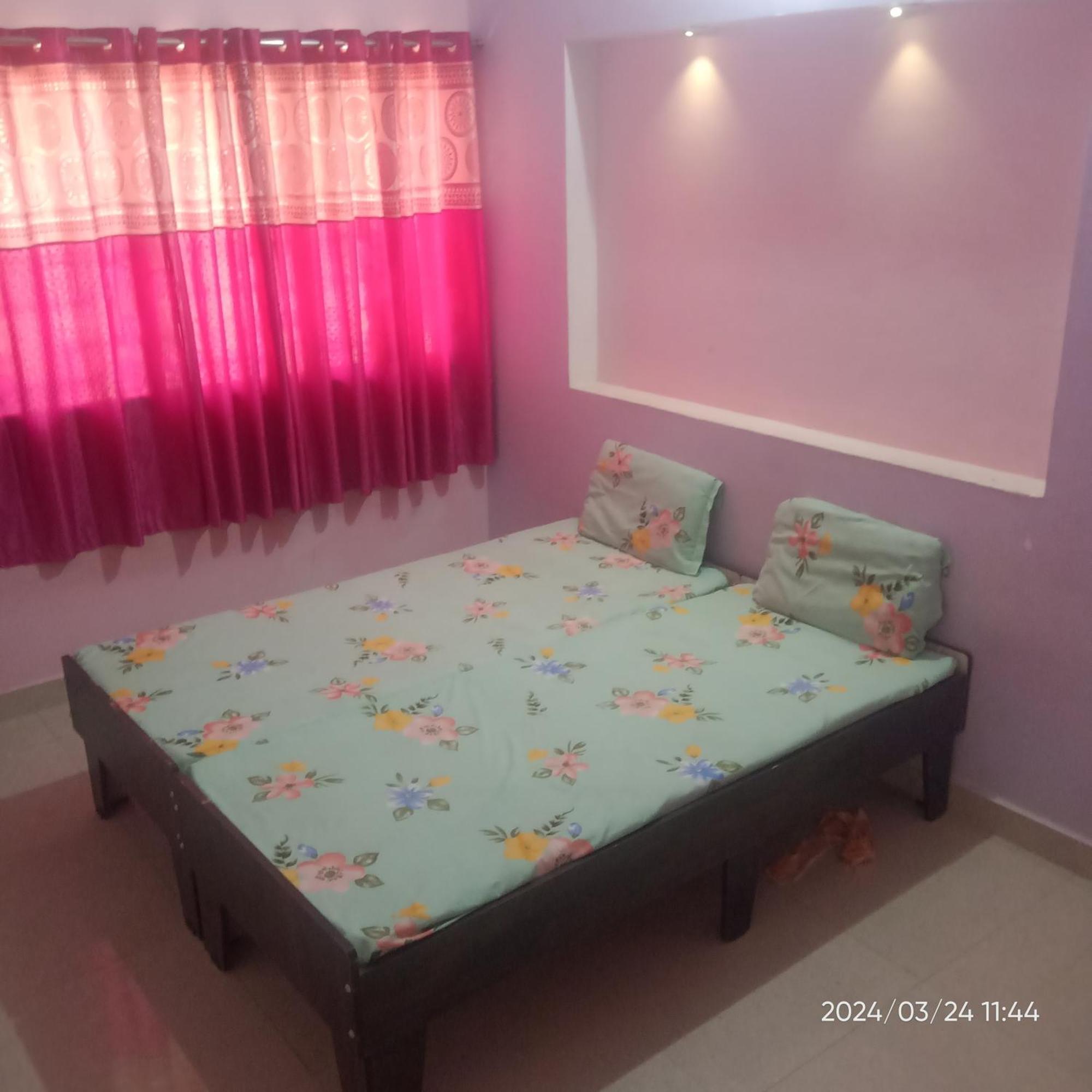 Dwarka Home Stay 2 Only Family Cameră foto